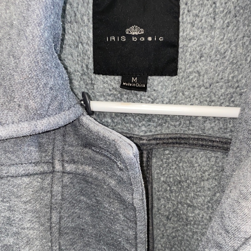 Iris Basic Gray Button-Up Jacket - Picture 4 of 8